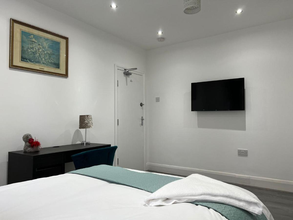 Starlet Property Wanstead Luaran gambar