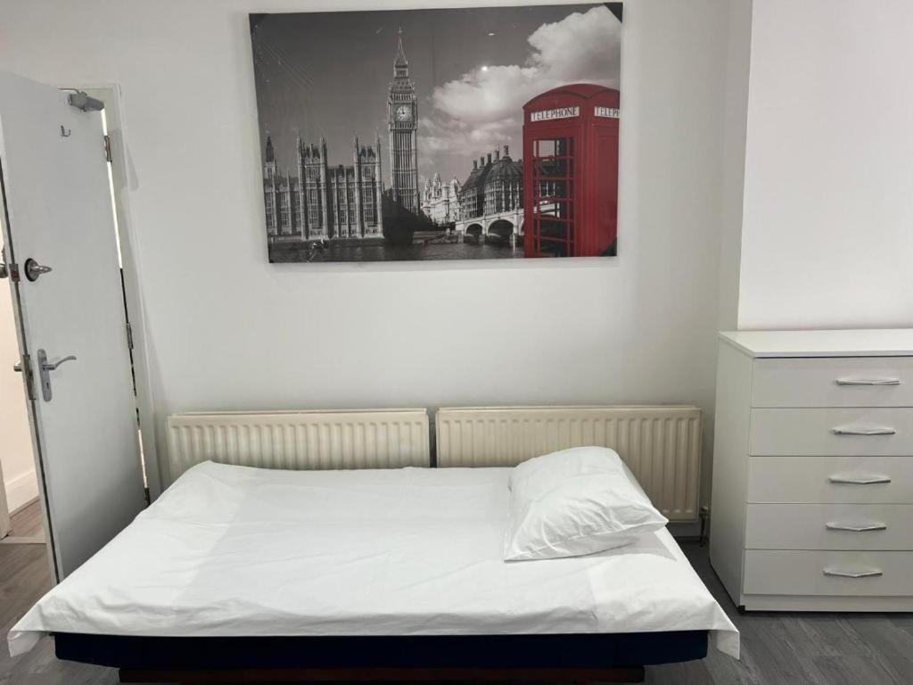 Starlet Property Wanstead Luaran gambar